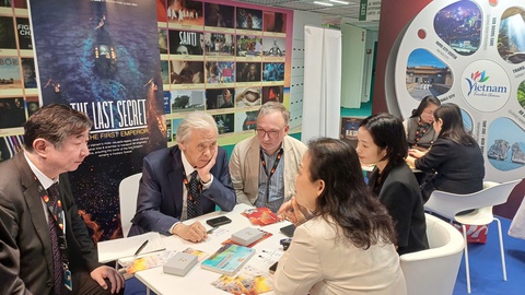 Người Việt đâu có 'tàng hình' ở Liên hoan phim Cannes - Ảnh 7. Liên hoan phim Cannes - Ảnh 6.