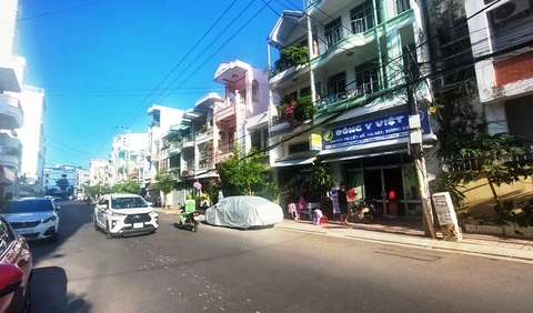 Bí thư Tỉnh ủy Khánh Hòa chỉ đạo tiếp 31 hộ dân kêu về giải tỏa xây trụ sở tỉnh - Ảnh 5.