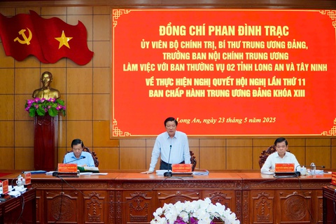 Hợp nhất Long An và Tây Ninh: 'Tránh tư tưởng cục bộ địa phương' - Ảnh 1.
