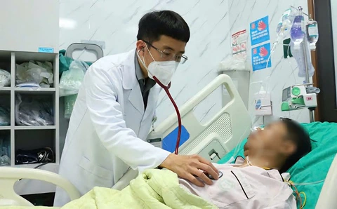 Nguy cơ tái phát đột quỵ do rung nhĩ ở mức đáng báo động, làm gì để phòng tránh? - Ảnh 1. đột quỵ - Ảnh 1.