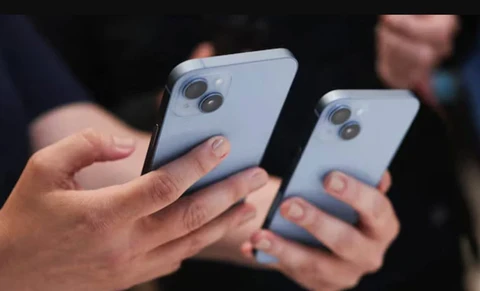 Sản xuất iPhone tại Mỹ, bài toán khó của Apple - Ảnh 1. iPhone - Ảnh 1.