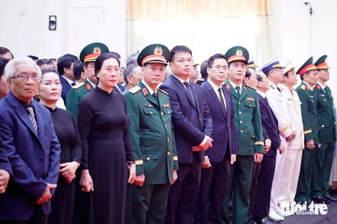 Trần Đức Lương - Ảnh 26.