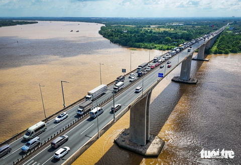 Bộ Xây dựng thống nhất đầu tư khẩn cấp để mở rộng cao tốc TP.HCM - Long Thành - Dầu Giây - Ảnh 1.