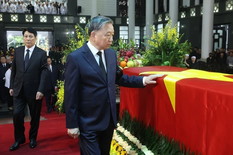Lễ truy điệu nguyên Chủ tịch nước Trần Đức Lương - Ảnh 1. Trần Đức Lương - Ảnh 1.