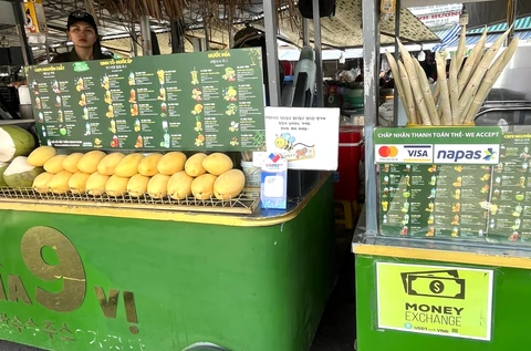 Để ví tiền ở nhà, đến Nha Trang du lịch không dùng tiền mặt - Ảnh 3. tiền mặt - Ảnh 3.