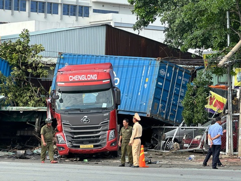 xe ben - Ảnh 1.