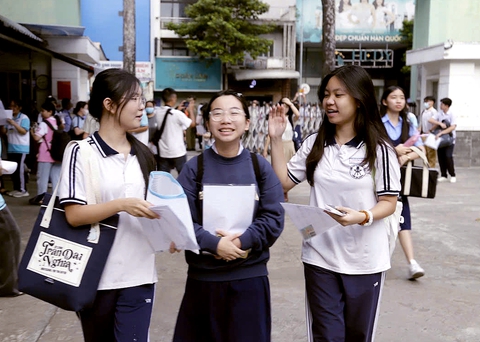 Trường phổ thông Năng khiếu công bố đề thi tuyển sinh lớp 10 - Ảnh 1.
