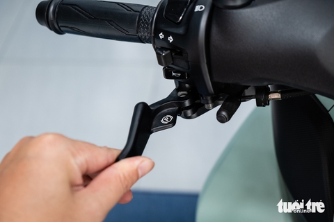 Yamaha Tricity 155 về Việt Nam: Bánh kép phía trước cho người người thích 'độc lạ', giá quy đổi từ 103 triệu đồng- Ảnh 9. Yamaha Tricity 155 - Ảnh 8.