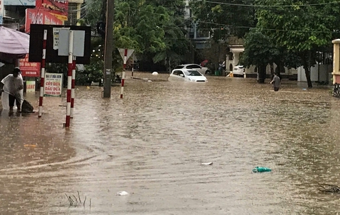 mưa lớn - Ảnh 1.