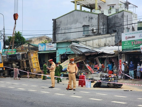 Vụ tai nạn nghiêm trọng: Một nạn nhân chấn thương sọ não, một người đứt chân - Ảnh 5.