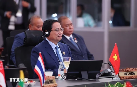 Thủ tướng đề xuất ASEAN, Hội đồng Hợp tác vùng Vịnh lập thỏa thuận hợp tác kinh tế chung - Ảnh 2. Thủ tướng đề xuất ASEAN, Hội đồng Hợp tác vùng Vịnh lập thỏa thuận hợp tác kinh tế chung - Ảnh 2.
