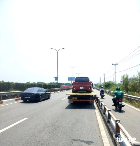 cao tốc - Ảnh 1.