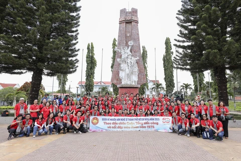 Theo dấu chân cuộc Tổng tiến công và nổi dậy mùa xuân năm 1975: Khơi dậy lòng tự hào dân tộc - Ảnh 1. Tổng tiến công - Ảnh 1.