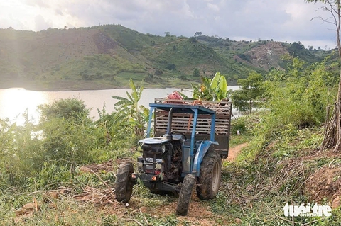 ngã xe - Ảnh 1.