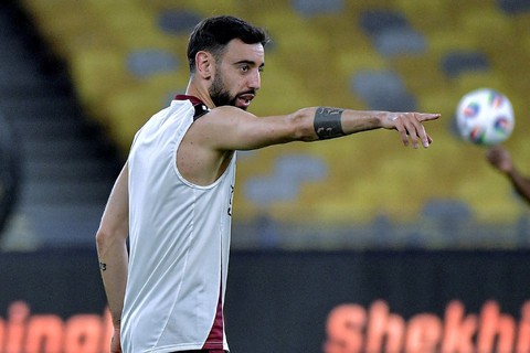 Bruno Fernandes nhận 'tối hậu thư' trước giờ đấu với ASEAN All Stars - Ảnh 1.