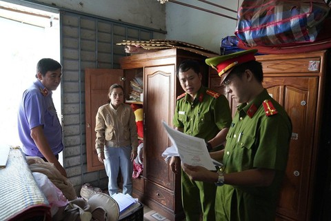 nhận hối lộ - Ảnh 2.