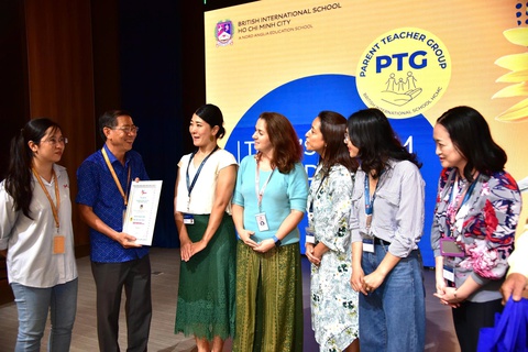 Trường BIS trao tặng hơn 350 triệu đồng cho chương trình Ước mơ của Thúy - Ảnh 2.
