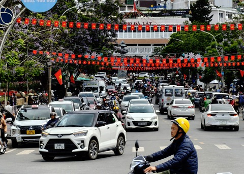 Vì sao du khách đến Đà Lạt dịp lễ 30-4 không nhiều như kỳ vọng? - Ảnh 1.
