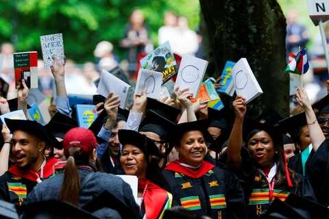 Reuters: Chính quyền Trump siết kiểm tra hồ sơ visa liên quan Đại học Harvard - Ảnh 1. Harvard - Ảnh 1.