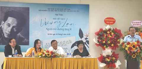 Từ năm 1972, nhà viết kịch Vương Lan đã viết về hòa giải dân tộc - Ảnh 5. Vương Lan - Ảnh 2.