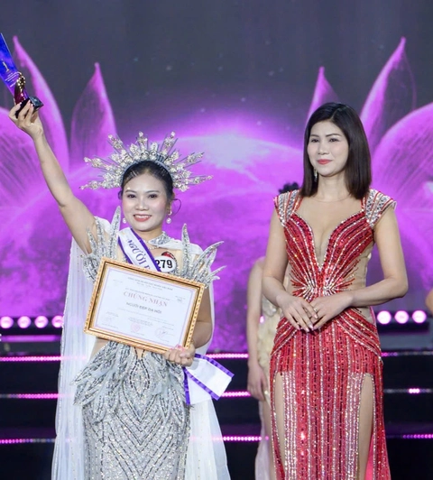 Doanh nhân dệt may đăng quang Hoa hậu Doanh nhân Du lịch Thế giới - Ảnh 2. Doanh nhân dệt may đăng quang Hoa hậu Doanh nhân du lịch thế giới - Ảnh 2.