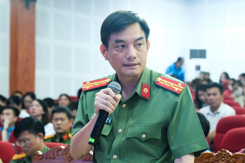 Công nhân mong nhà ở giá thấp, ngăn chặn nạn hàng giả, giải quyết ùn tắc giao thông - Ảnh 2.