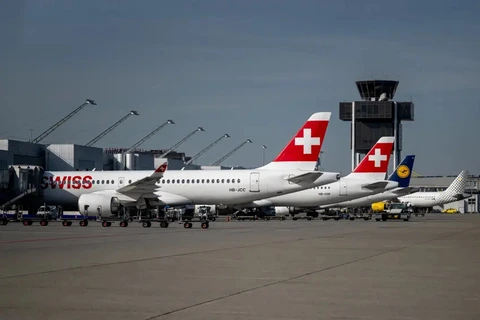 Châu Âu lao đao vì thiếu phi công: SWISS hủy 1.400 chuyến bay - Ảnh 1. Châu Âu lao đao vì thiếu phi công: SWISS hủy 1.400 chuyến bay - Ảnh 1.