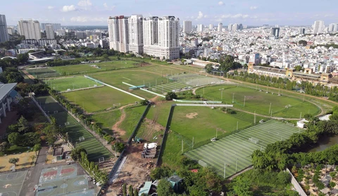 Giá như có sân vận động hiện đại ở trường đua Phú Thọ - Ảnh 1. trường đua Phú Thọ - Ảnh 1.