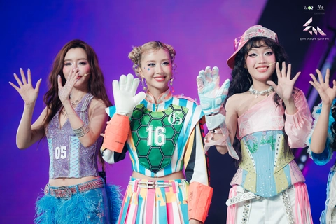 Em xinh say hi - Ảnh 1.