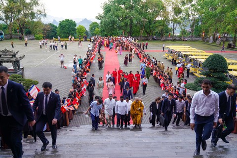 Tổng thống Sri Lanka trồng cây bồ đề thiêng 2.300 tuổi ở chùa Bái Đính - Ảnh 3. chùa Bái Đính - Ảnh 3.