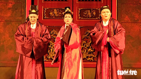 Lệ Chi viên: nhắc nhở hiểm họa khi không nghĩ tới lợi ích của dân - Ảnh 2. Lệ Chi viên - Ảnh 3.