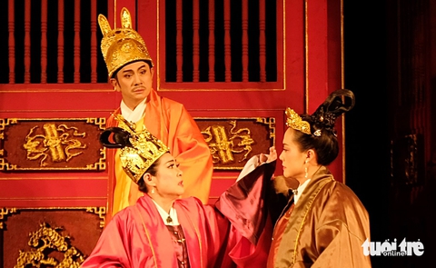 Lệ Chi viên: nhắc nhở hiểm họa khi không nghĩ tới lợi ích của dân - Ảnh 1. Lệ Chi viên - Ảnh 1.