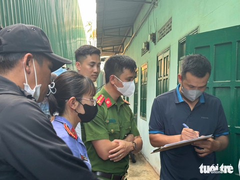 Điều tra nguyên nhân sinh viên tử vong trong phòng trọ - Ảnh 2.