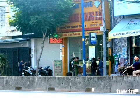 cướp tiệm vàng - Ảnh 2.
