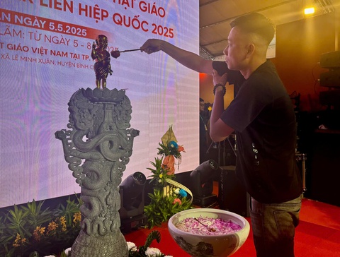 Ngắm 87 phiên bản bảo vật quốc gia Phật giáo Việt Nam tại Đại lễ Vesak 2025 - Ảnh 4. Vesak - Ảnh 4.