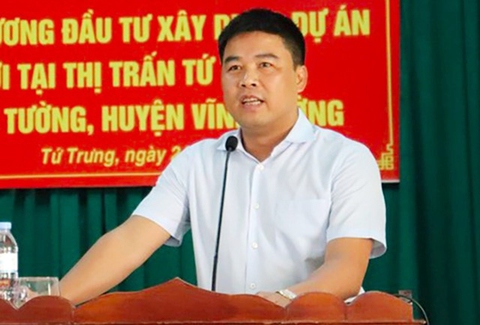 Chàng trai trẻ Hậu 'Pháo' đã thao túng quan chức ra sao? - Ảnh 1. hậu 'pháo' - Ảnh 1.