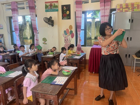 giáo viên - Ảnh 1.