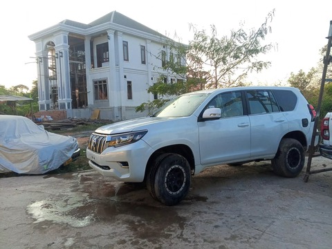 Land Cruiser Prado - Ảnh 6.
