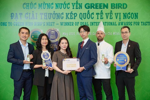 Green Bird - Ảnh 1.