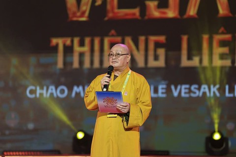 Đêm Vesak thiêng liêng: Khi nghệ thuật Phật giáo Ấn Độ, Hàn Quốc, Thái Lan tụ hội trên đất Việt - Ảnh 2.