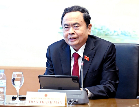 Lý giải việc 'một số chức danh lãnh đạo Nhà nước phải tuyên thệ hai lần trong thời gian ngắn' - Ảnh 1.