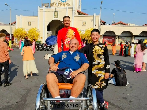 Quang Dương hào hứng giới thiệu pickleball Việt Nam với thế giới - Ảnh 3. Quang Dương - Ảnh 2.
