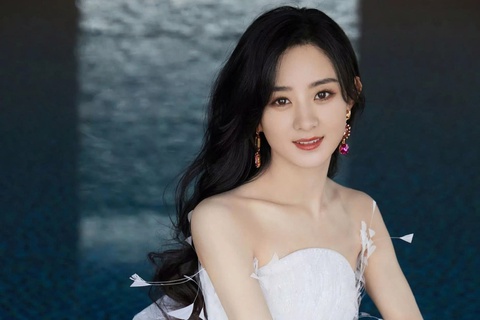 Triệu Lệ Dĩnh - Ảnh 1.