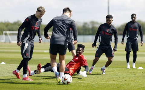 HLV Amorim: 'Man United là đội tệ nhất Ngoại hạng Anh kể từ khi tôi đến' - Ảnh 2.