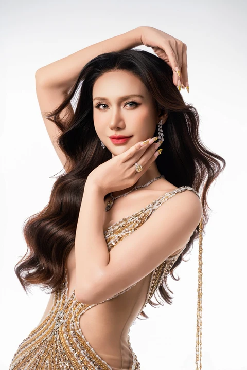 Những gương mặt sáng giá cho vương miện Miss International Queen Vietnam 2025 - Ảnh 4. Miss International Queen Vietnam - Ảnh 4.