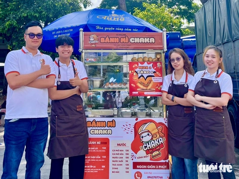 Sinh viên được hỗ trợ để đưa ý tưởng khởi nghiệp xe bán bánh mì ra đường phố - Ảnh 2.