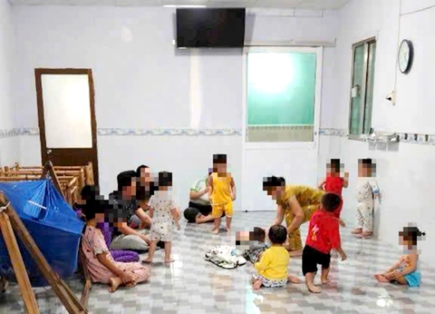 Khởi tố vụ án bé trai 10 tháng tuổi tử vong, trong máu có nồng độ cồn - Ảnh 1.