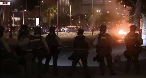 Los Angeles - Ảnh 6.