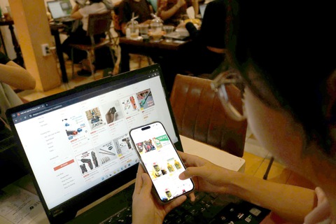 thương mại điện tử - Ảnh 1.