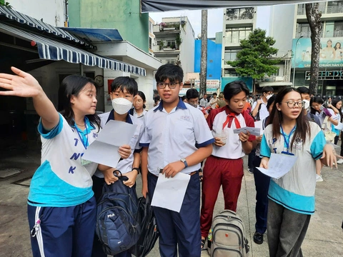 Trưa nay, Trường Phổ thông Năng khiếu công bố điểm thi, điểm chuẩn lớp 10 - Ảnh 1.